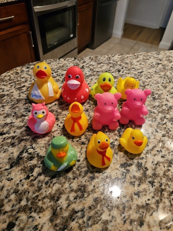 Lot Of Rubber Ducks  Bath Toy  Mixed Colors Style bear toys  Animals 