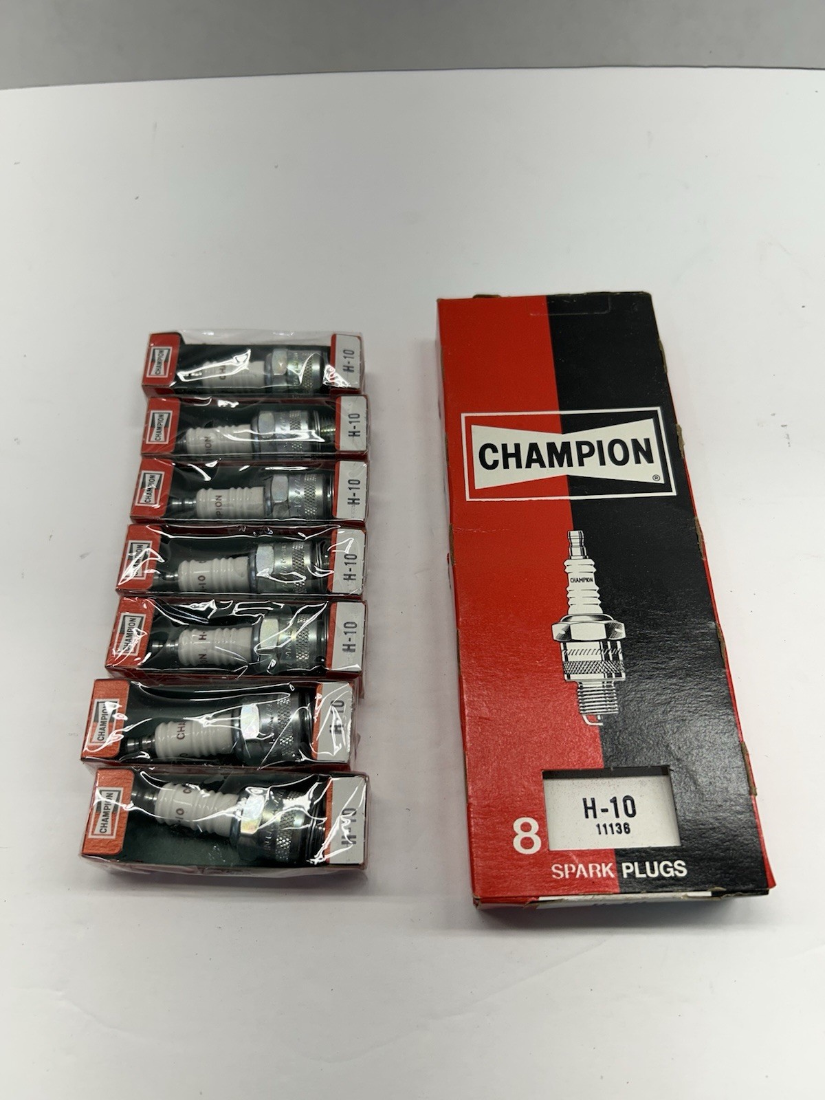 Champion Spark Plugs H10C Box Of 7 NOS Vintage