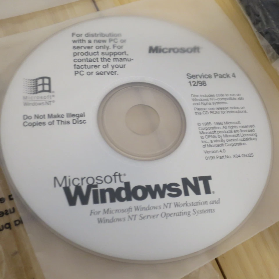 Microsoft Windows NT Workstation 4.0 SP4 CD-ROM, 3.5 Floppies, Manual & COA 02 - Image 3 of 4