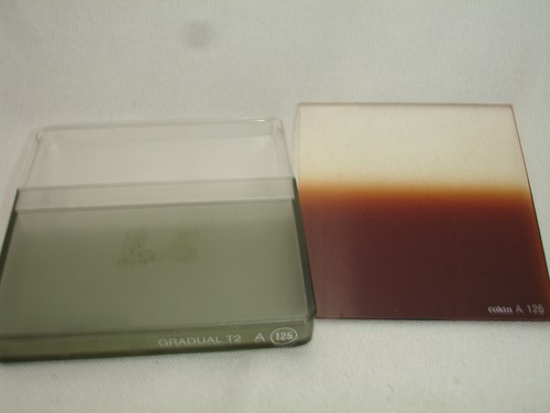 Cokin A series 125 GRADUAL T2 filter with plastic case - Picture 3 of 3