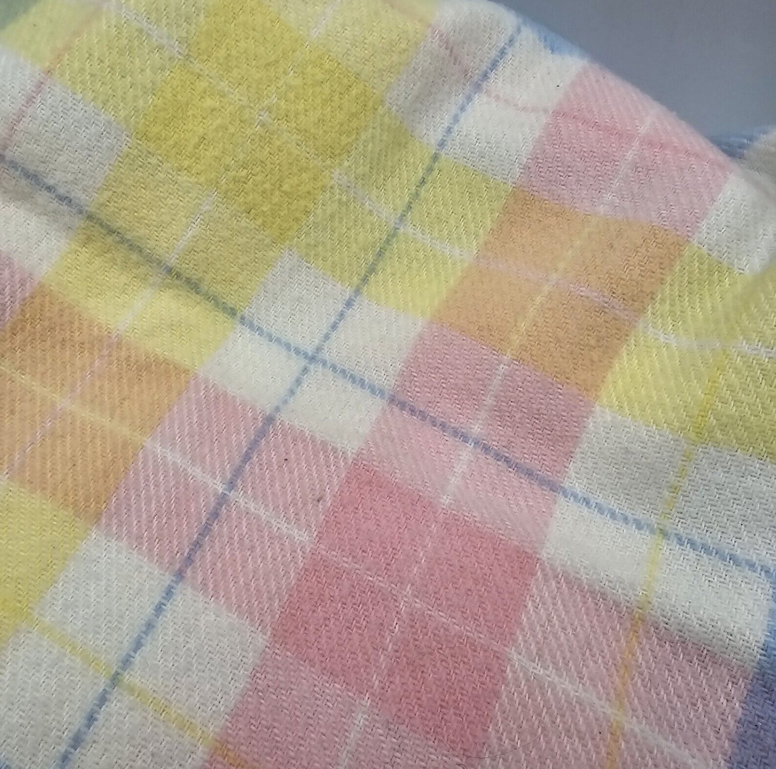 Picture 4 of 5