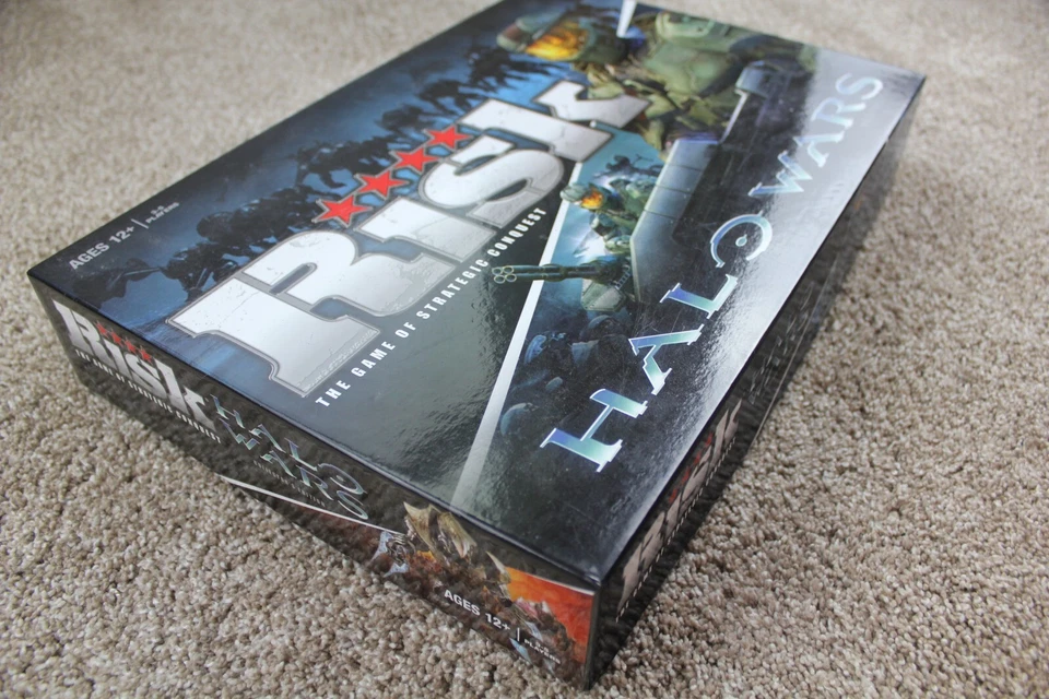 Risk Halo Wars Collectors Edition Board Game Hasbro 2009 98% Complete - Image 3 of 4