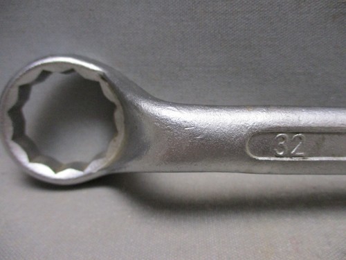 Black and Decker Double Ended Offset Box End Wrench Metric 27&32MM West Germany - Picture 5 of 14