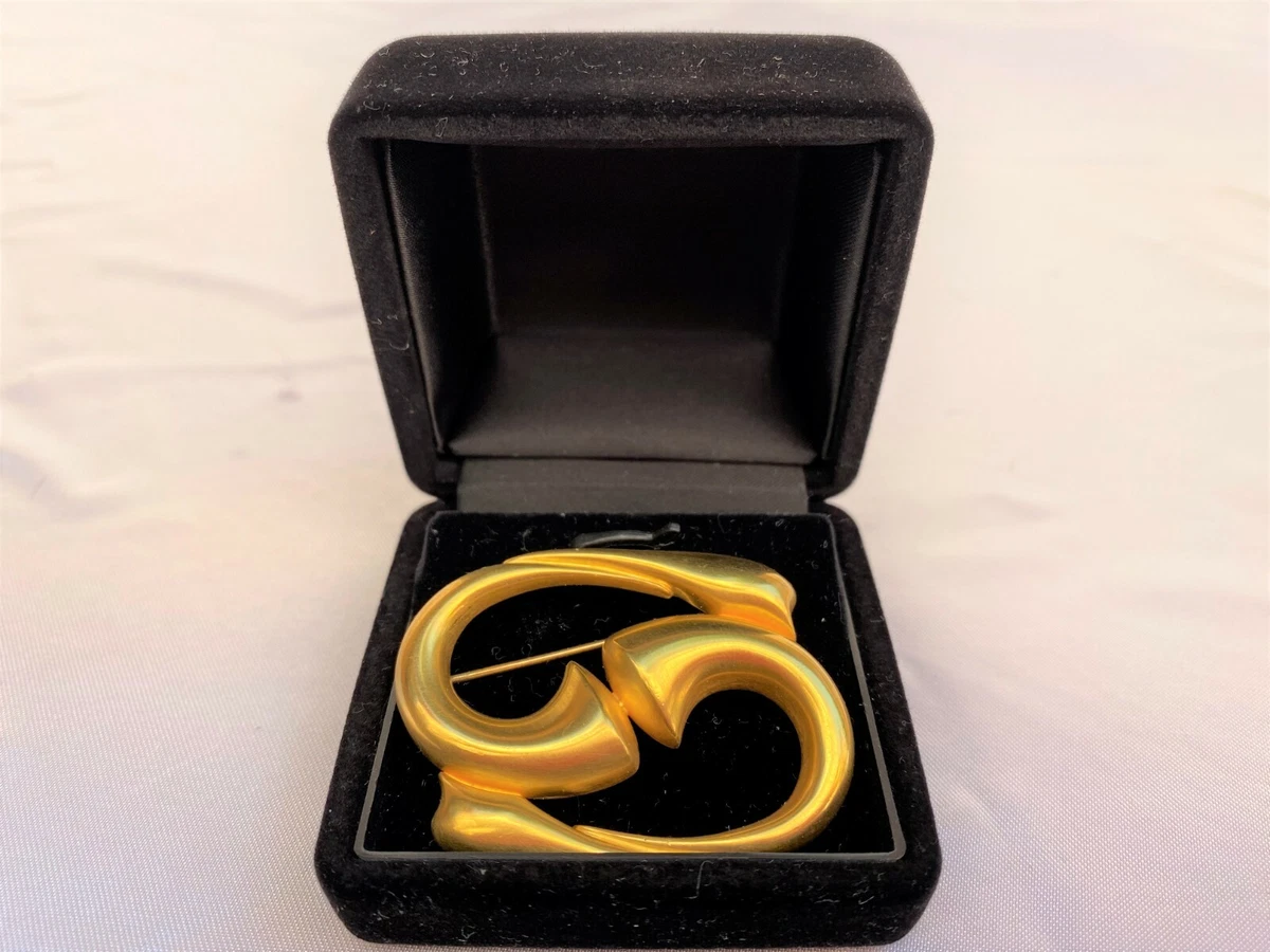 Ariadne fine jewelry repair shop