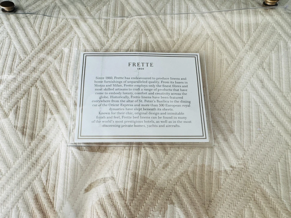 Frette Geometrics 100% Algodão King Coverlet Semente de Pinho $795 - Imagem 3 de 4