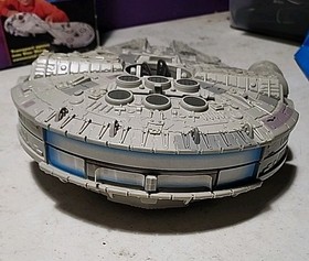 Micro Machines LARGE Star Wars Millennium Falcon Playset Galoob 1995