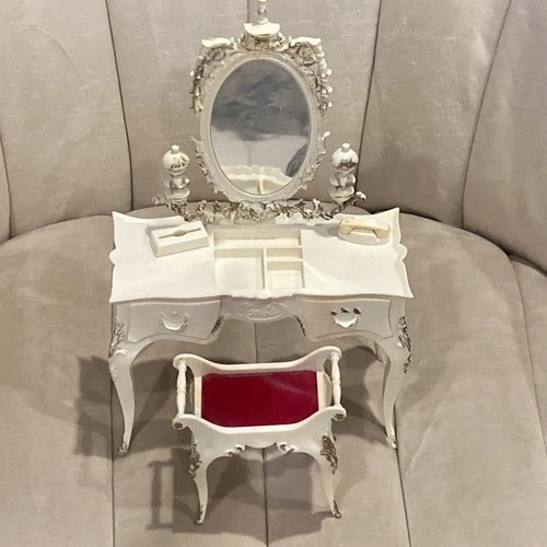 Vintage Barbie Suzy Goose Vanity Dresser w/ Mirror & Bench Doll Furniture