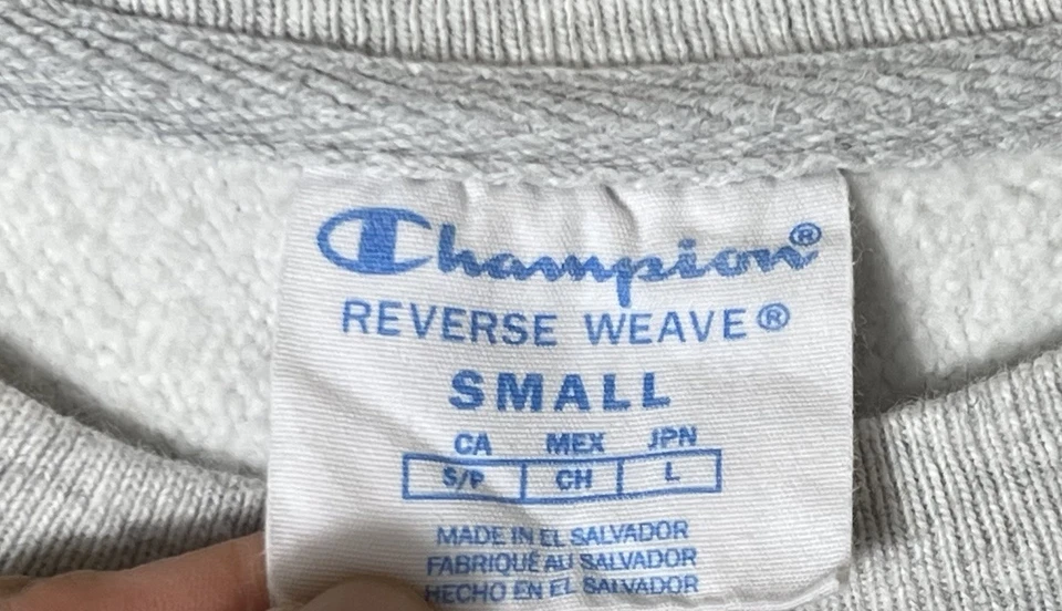 Champion, UCLA Sudadera Tejido Inverso Para Hombres Pequeña Gris Envejecido Cuello Redondo Años 90 Foto 3 de 4