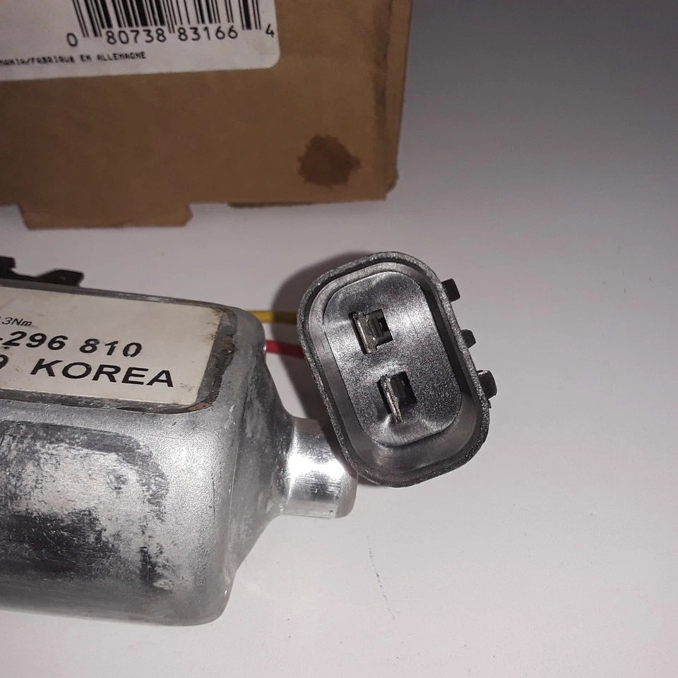 Motor de ventana eléctrica delantero izquierdo ACI 83166 para Lincoln Navigator (2003 2004-2006) Foto 4 de 4