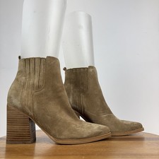 Womens Marc Fisher LTD Oshay Brown Suede Leather Ankle Booties Size 9 M GUC