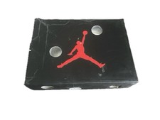 Sneaker: Off-White x Air Jordan 5 Retro SP Sa...