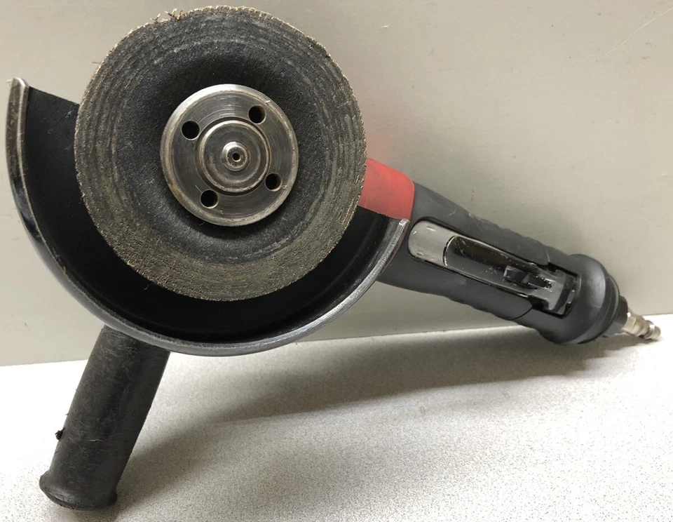 Herramienta amoladora de aire de ángulo recto Chicago Pneumatic 4 1/2" CP7545-C Foto 4 de 4