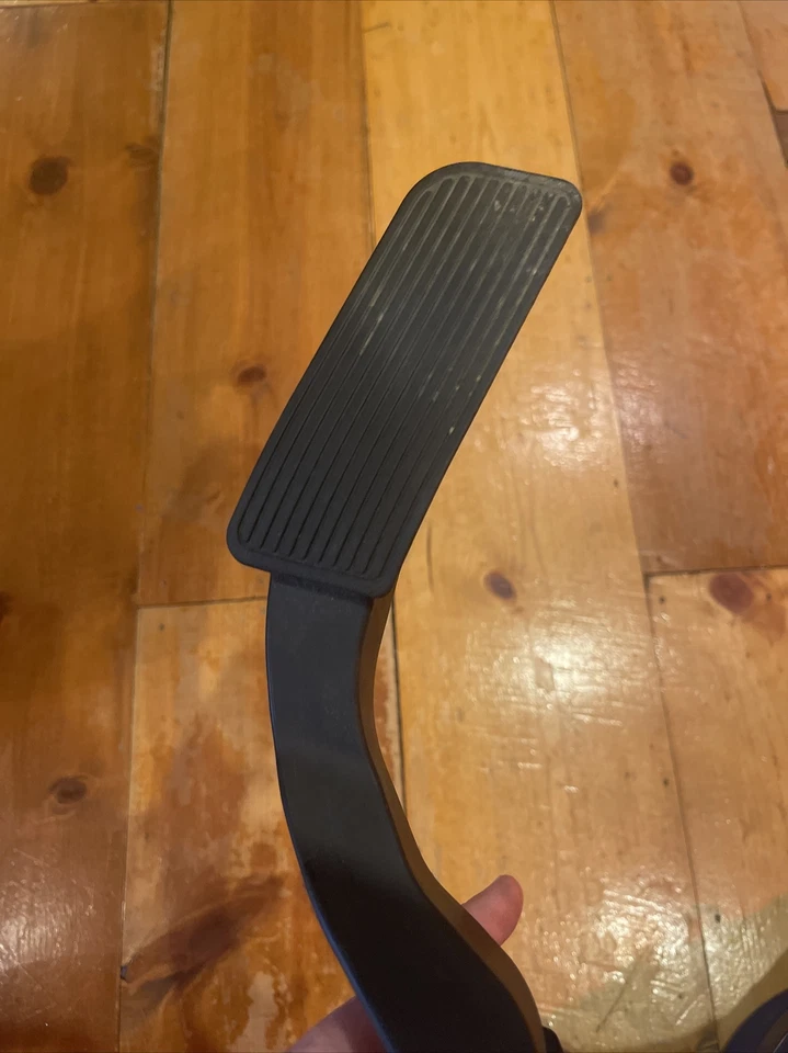 Pedal de acelerador 15847349 compatible con 07 08 09 10 11 12 13 14 Chevy Suburban 1500 OEM Foto 4 de 4