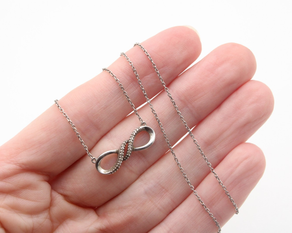 925 Sterling Silver Italy KA1772 Diamond Infinity Knot Swirl Chain