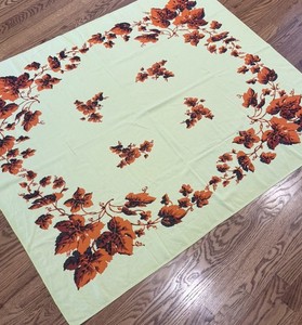 Vtg Cotton-Rayon Ivy Vines Tablecloth, 50”x 42” 1950-60s Vibrant Colors, Nice!!