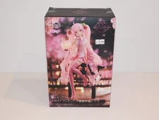 VOCALOID HATSU MIKU ARTIST MASTERPIECE AMP SAKURA LANTERN FIGURE TAITO - NEW