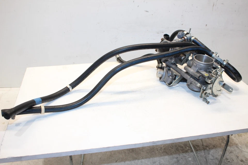 Ducati Sport 800 2003 2004 carrocería del acelerador con inyectores Foto 4 de 4