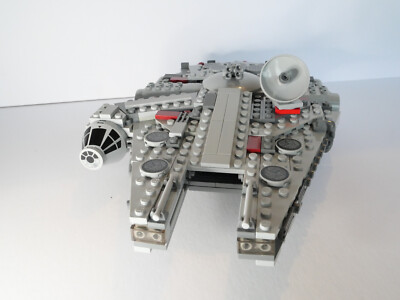 LEGO Star Wars: Midi-scale Millennium Falcon (7778) complete set