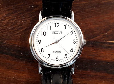 Armbanduhr, Nexus, silberfarben, Lederarmband schwarz,neuwertig mit Etikett, rar
