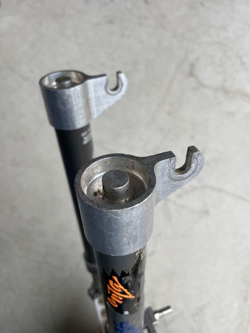 MANITOUフロントフォーク　オーバーサイズ　マニトゥ　answer s-l400.jpg