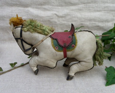 CHEVAL VINTAGE EN SIMILI CUIR