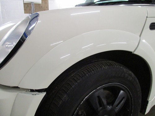 MINI R50 ONE 2001-2006 BONNET TRIM MOULDING LEFT PASSENGER SIDE IN WHITE GENUINE - Picture 1 of 2