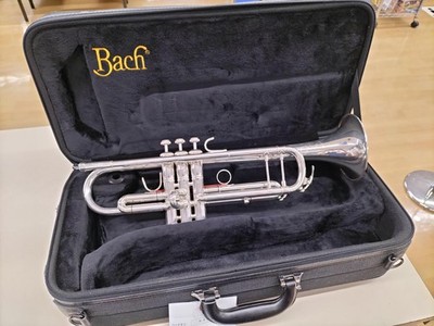 ビンセントバックトランペット　TR-400 Amazon.co.jp: バック Bach B♭トランペット TR400 銀メッキ