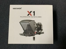Neewer X1 Smarthphone Camera Portable Telepromter 8”  NEW- UNUSED- OPEN BOX 