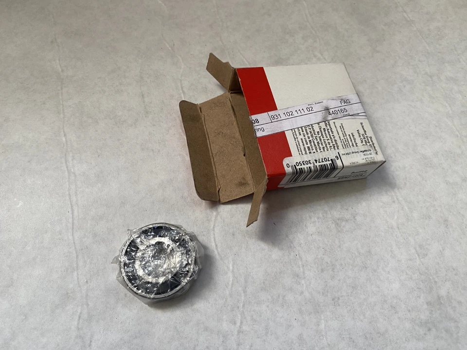 Cojinete piloto Porsche 911 1984-2008 nuevo por FAG (solo 1) original OEM 93110211102 Foto 2 de 4