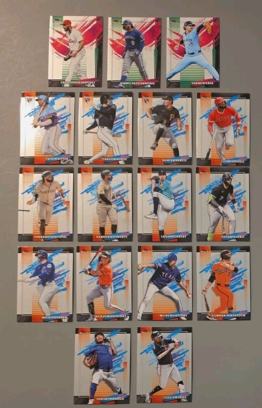 2026 Topps Finest - Lot of 17 - Incl Henderson, Tatis Jr, & More