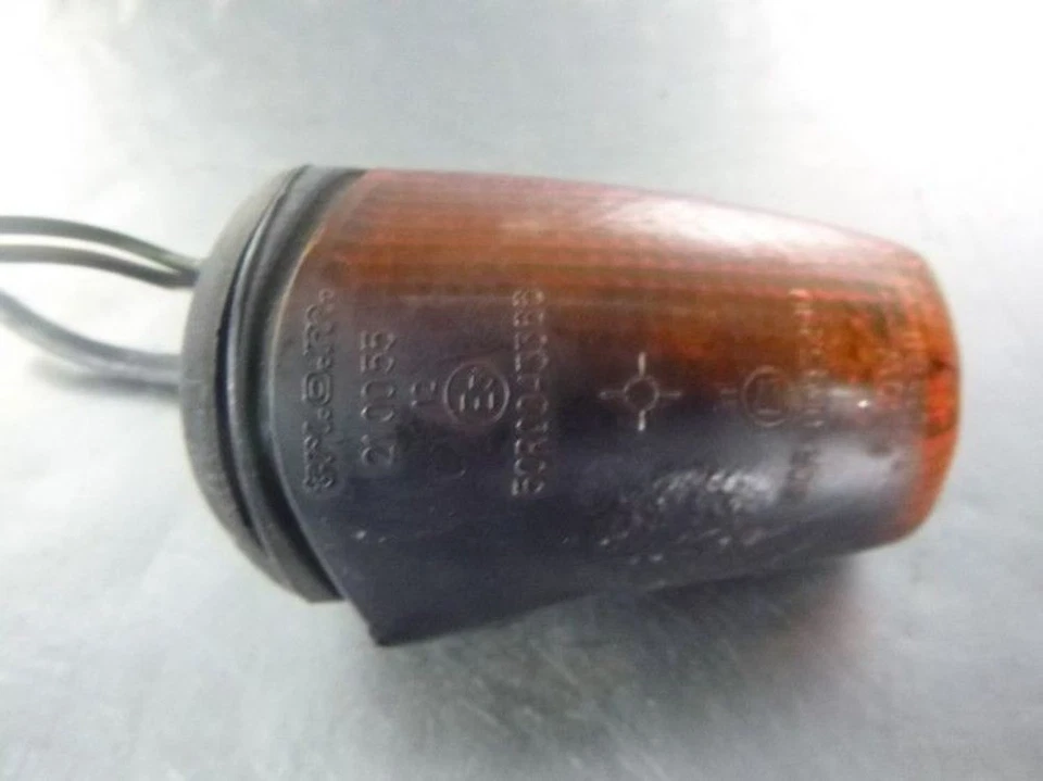 Ducati Cagiva E900 Elefant 1993 señal de giro trasera derecha Foto 3 de 4