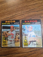 Lot of two cards 1971 topps baseball (#478 Bernie Carbo and # 515 Carl Morton)