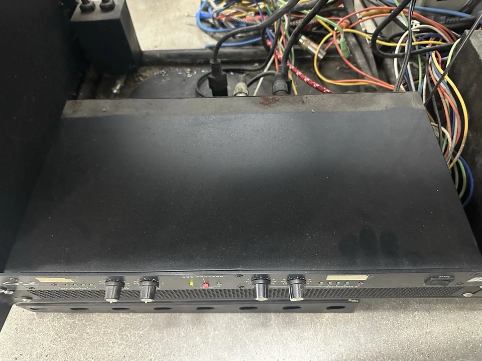 BBE Sonic Maximizer 862 Audio Enhancer Effect Processor 2 Channel Powers On - Image 4 of 4