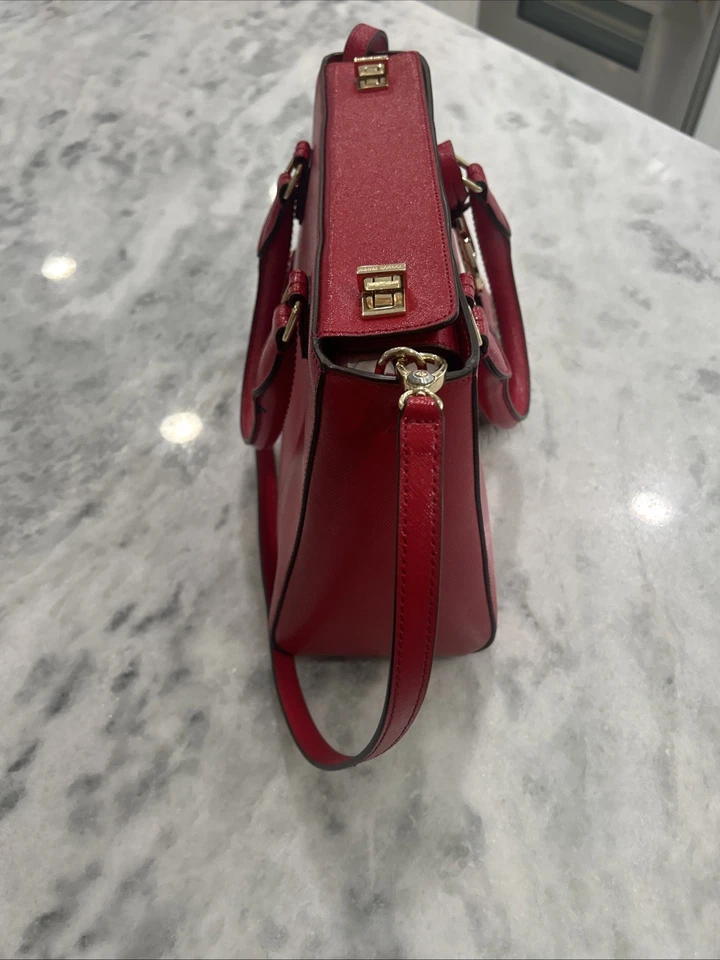Bolso de mano Henri Bendel New York de cuero rojo - herrajes dorados - nuevo con tejido Foto 4 de 4
