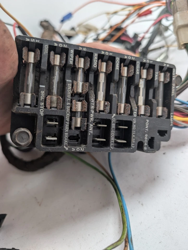 Arnés de cableado de tablero Pontiac GTO LeMans Tempest 1967-69 con bloque de fusibles OEM COMO ESTÁ Foto 3 de 4