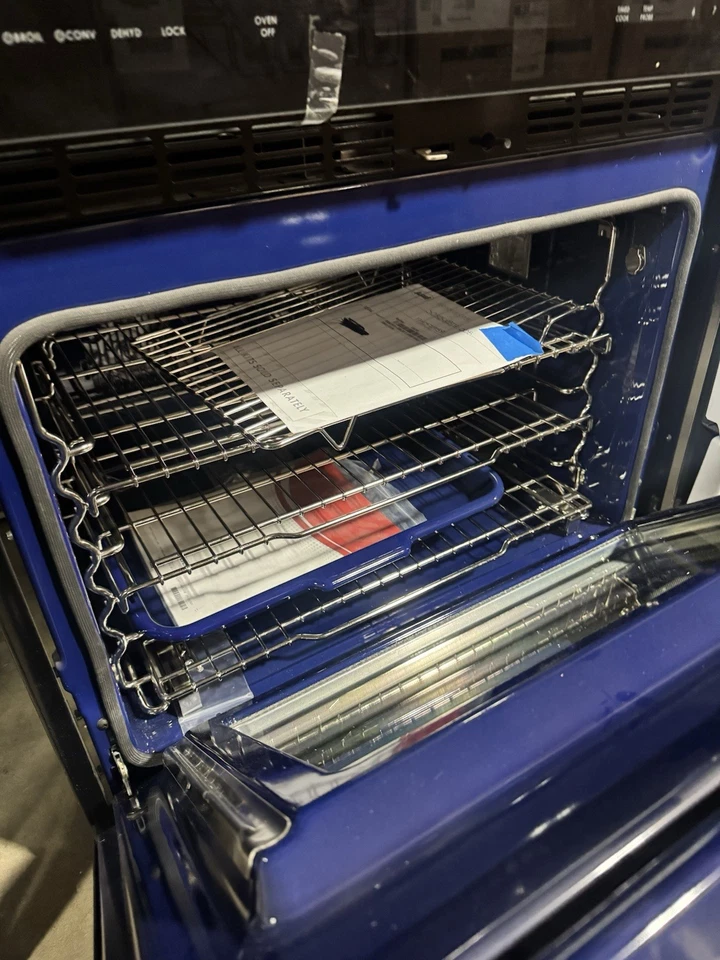 Wolf Legacy 30 英寸 E 系列过渡内置黑色单烤箱 SO30CE/B/TH — 第 3/4 张图片