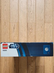 Lego Star Wars 10225 R2-D2 Collector NEW and Sealed.
