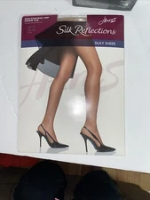 Hanes Pantyhose Silk Reflections Silky Shr Non Control Top 715 AB Travel Buff