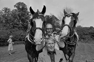 Eric Morecambe And Ernie Wise 1976 OLD PHOTO 2