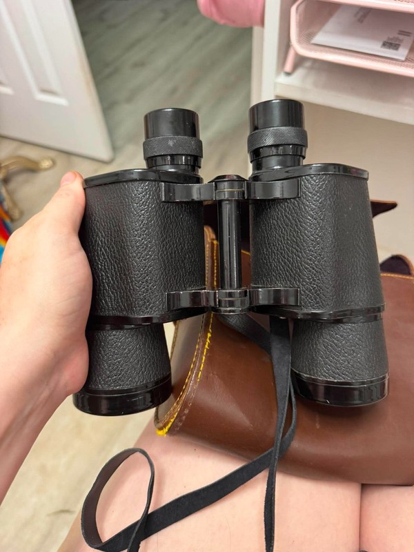 RARE MADE IN OCCUPIED JAPAN vintage binoculars w Genuine Leather carrying case
