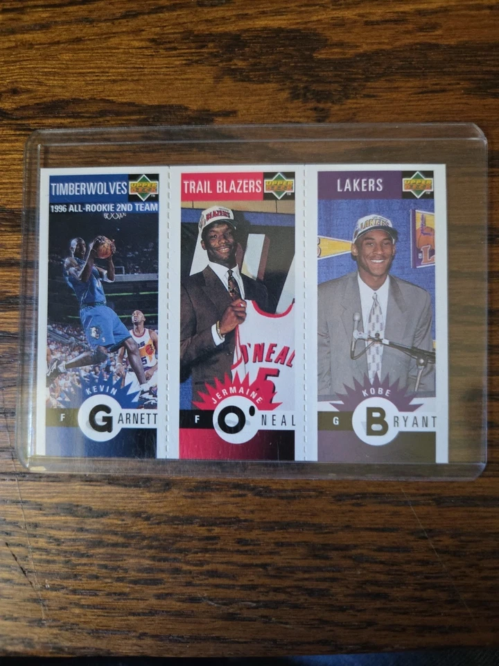 Mini tarjetas Kobe Bryant 1996-97 cubierta superior #M129-158-139 (RC) Foto 4 de 4