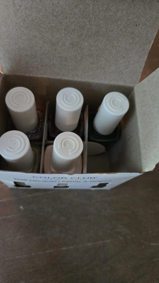 Lote de 5 esmaltes de uñas Color Club tamaño completo 15 ml • tonos mixtos brillo crema oscuro Foto 2 de 3