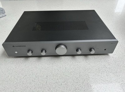 Cambridge Audio AXA25 2-Channel Integrated Amplifier w/Sony Blu-ray/CD Player