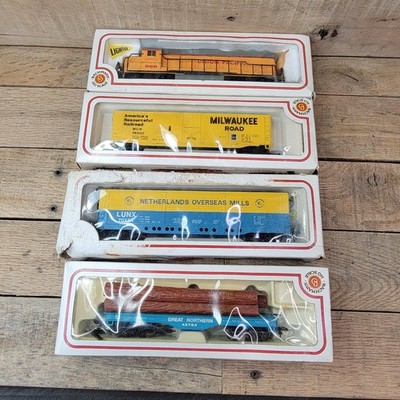 HO Scale Bachmann Train Lot Union Pacific Milwaukee Road GN LNEX Boxed