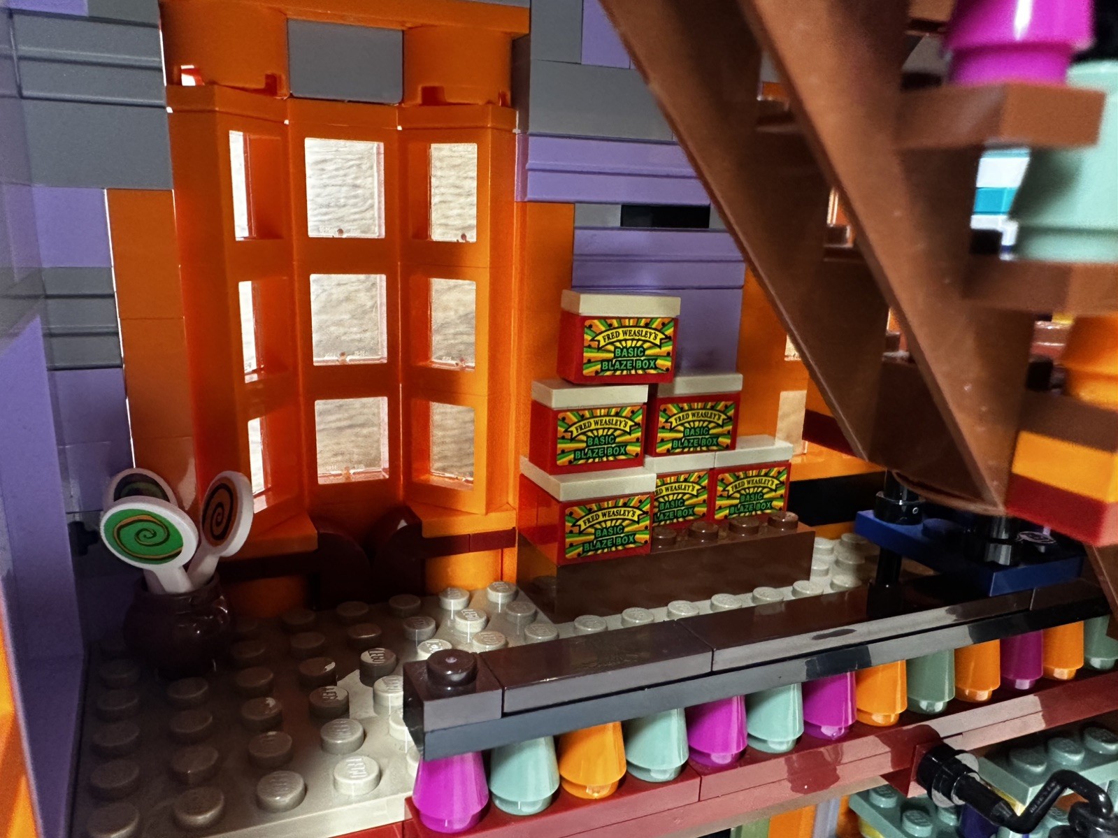 LEGO Harry Potter Winkelgasse (Diagon Alley) 75978 – Bild 6