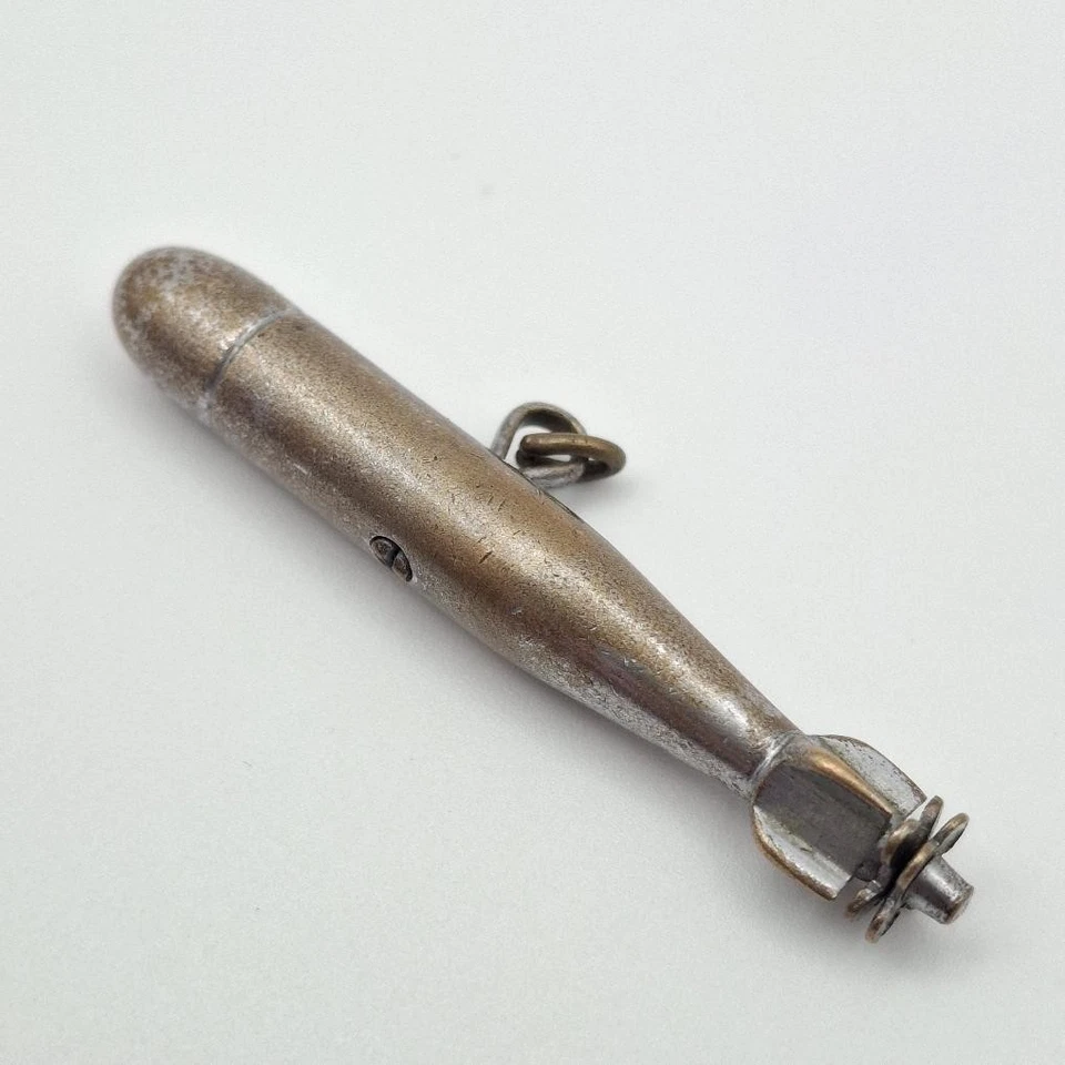 Penda Torpedo Vintage Segunda Guerra Mundial Era USN Marina de los Estados Unidos Latón Dorado Sweetheart (CP4008113) Foto 3 de 4