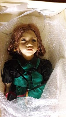 Puppe von Anette Himstedt ''Madina'' neu im Originalkarton ohne Zertifikat