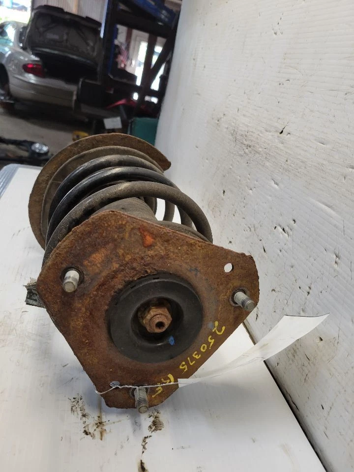 Strut Front Fits 97-04 REGAL 1667229 - Image 2 of 4