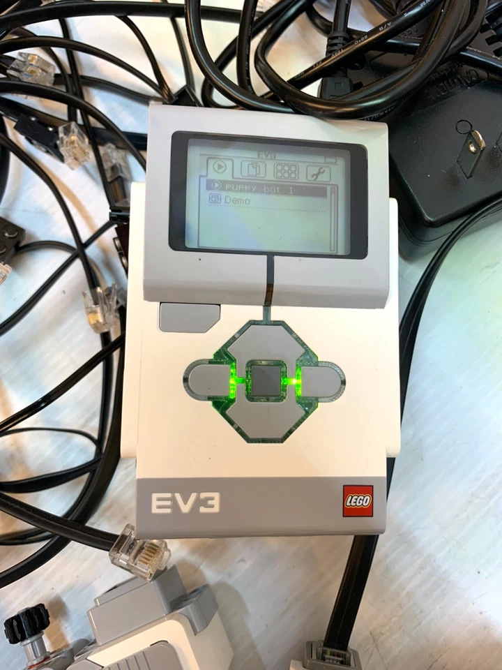 Lego Mindstorms EV3 Education 45544 Ages 10-21 Core Set Parts Only S8371 - Image 3 of 4