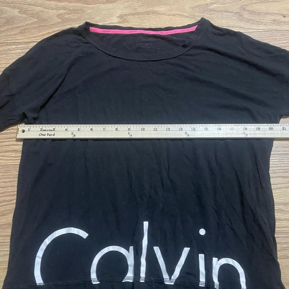 Calvin Klein Performance Athleisure Flowy Long Sleeved Top Medium - Image 4 of 4